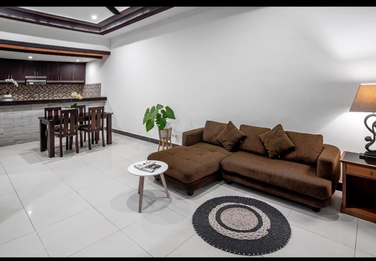 Pondok Arya Kuta Villas By Kamara 外观 照片